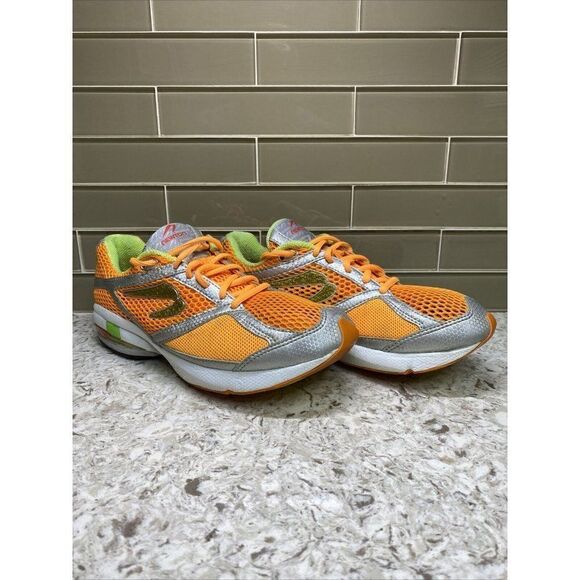 Newton Terra Momentum Running Shoes - Picture 1 of 8